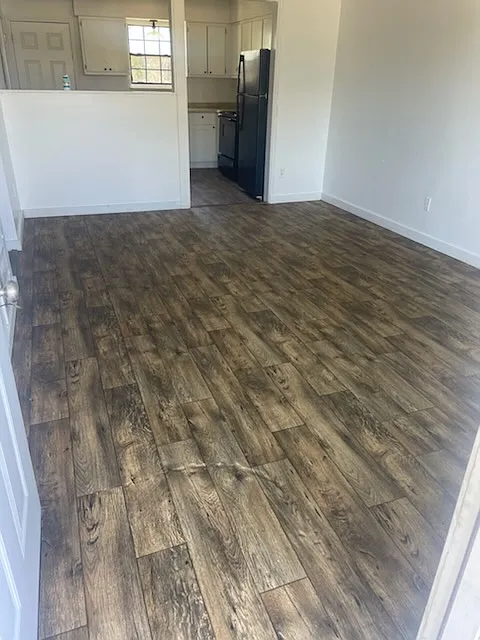 2 bed, 800 sqft, $1,275 — Photo 1