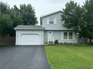 2444 Lake Mead Rd, Niagara Falls, NY 14304