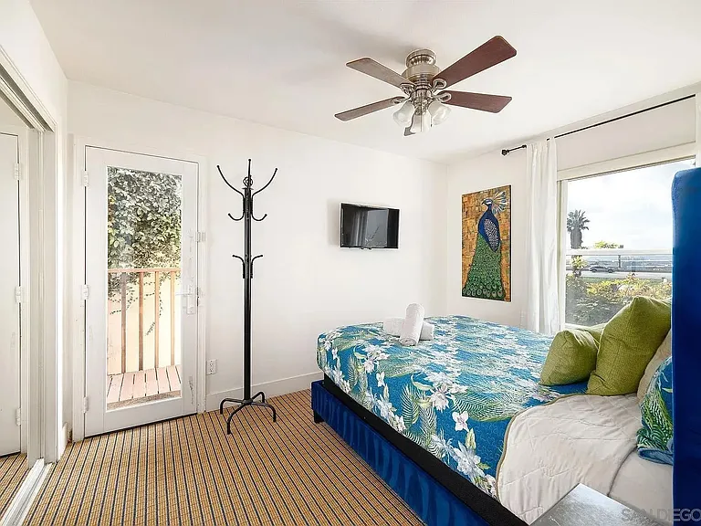 3838 Kettner Blvd — Photo 7