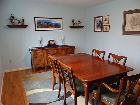 15x11 Dinning Room