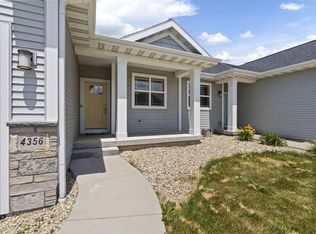 4356 Eagle Ridge Ln #A, Windsor, WI 53598