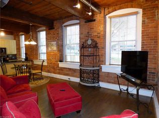 836 Oak St SUITE 305, Winston Salem, NC 27101