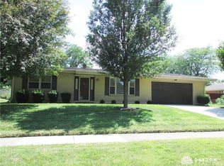 520 W Wenger Rd, Englewood, OH 45322