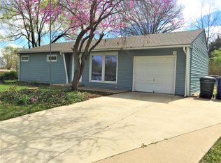 1307 W 21st Terrace, Lawrence, KS 66046