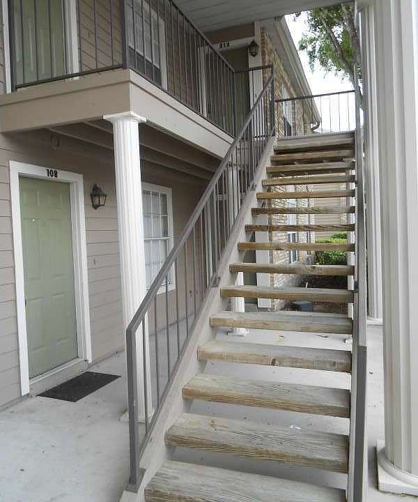 1st image of 140 Reserve 212 Cir