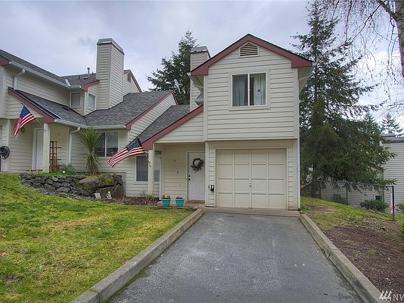 2nd image of 1318 NW Slate Ln Unit 104