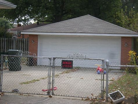 2nd image of 3214 Greendale Dr