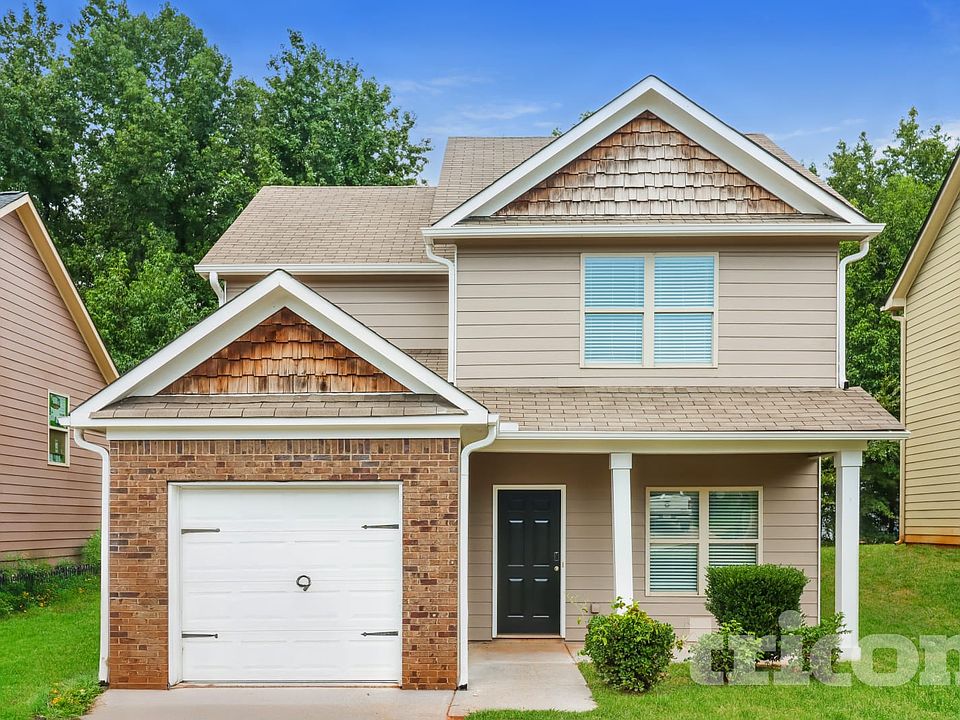 1st image of 45 Wyndham Ct SE