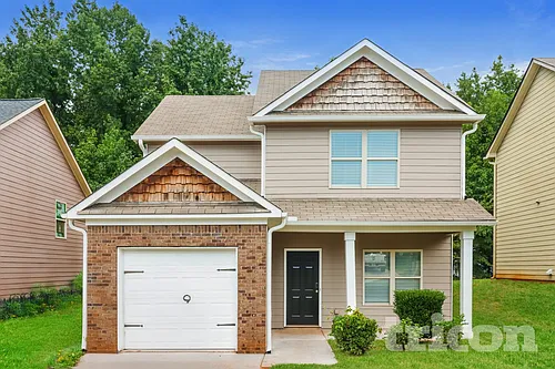45 Wyndham Ct SE Photo 1
