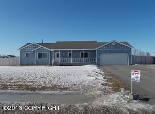 696 N Angus Loop, Palmer, AK 99645