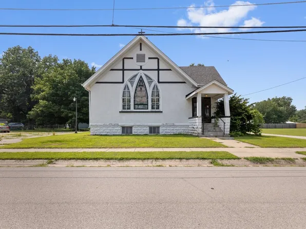 125 S Lawrence St, Cherry Valley, IL 61016