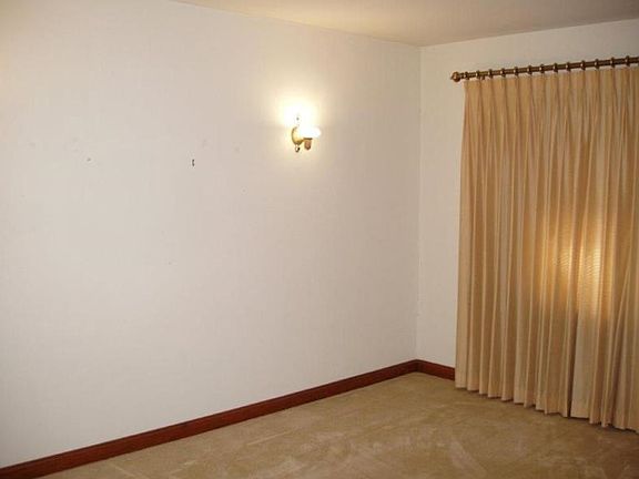 4th image of 1564 29th Ave