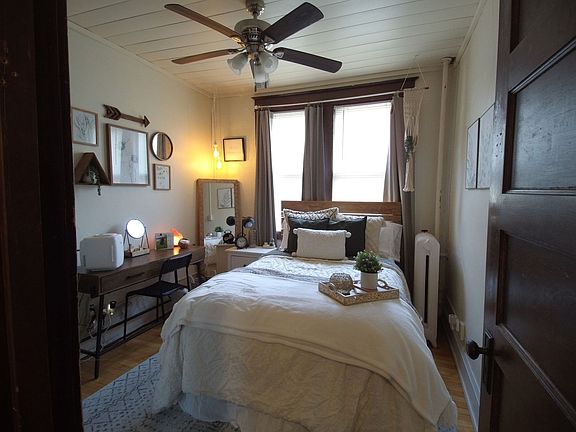 4th image of 3059 N Maryland Ave #F4bb41746