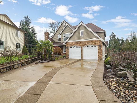 3rd image of 2315 SE 112th Ct