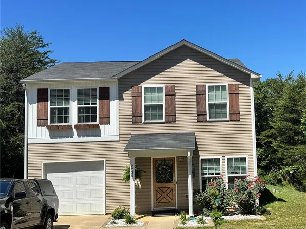 2220 Pinnacle View Dr, Kings Mountain, NC 28086