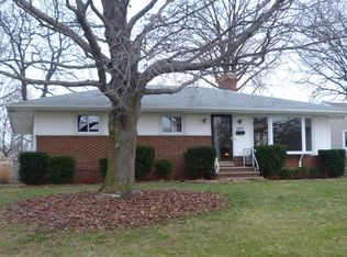 3365 Spencer Rd, Rocky River, OH 44116