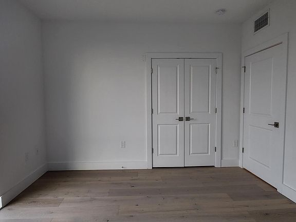 3rd image of 348 Baldwin Ave #606