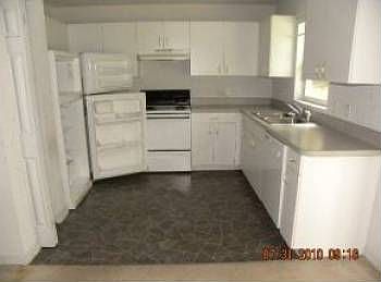 3rd image of 6196 NW 61st Ln