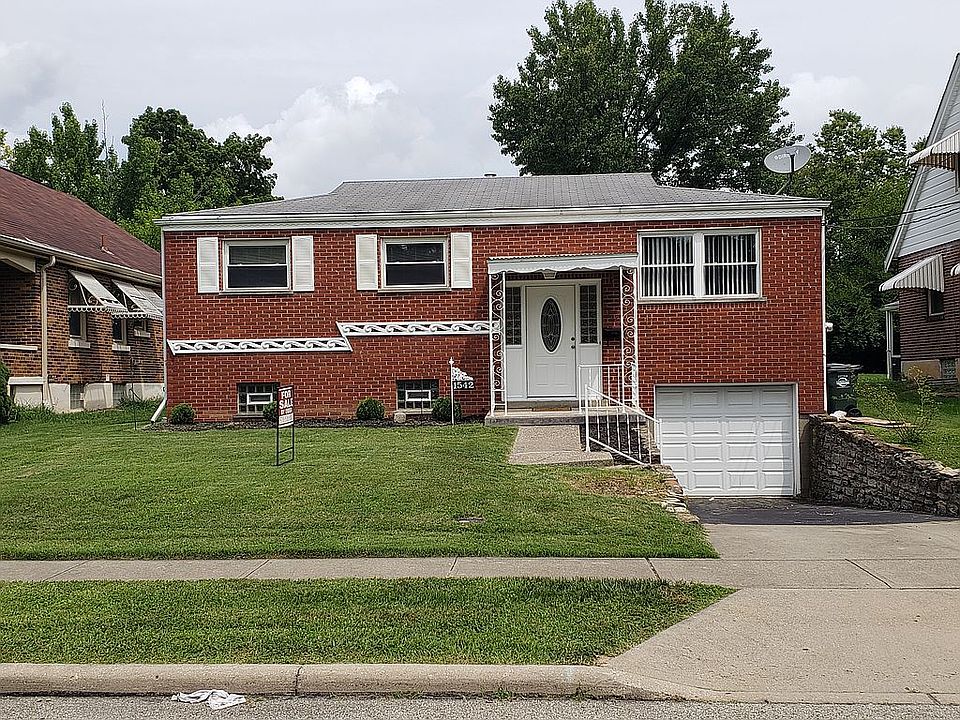 1st image of 1542 Saint Clair Ave