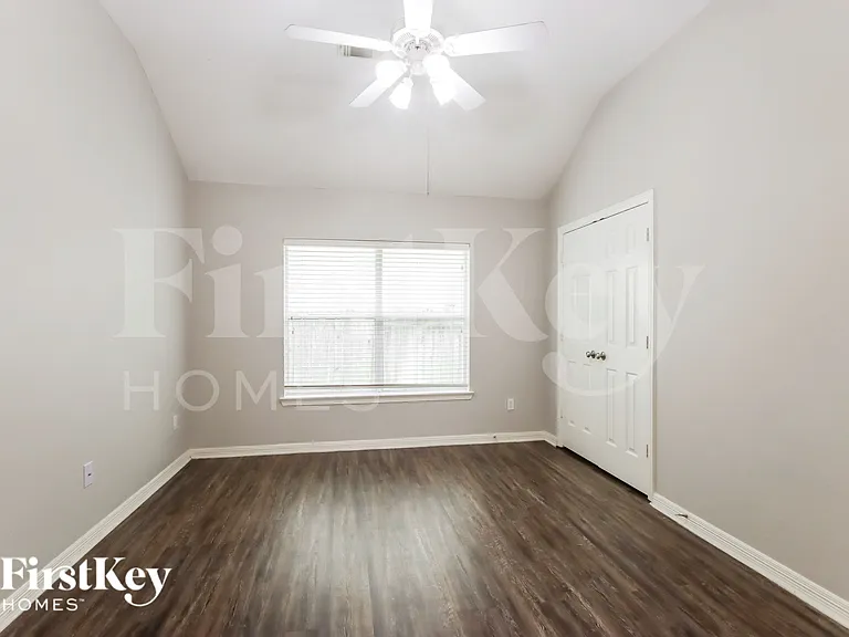 17923 Diamond Peak Ct — Photo 12