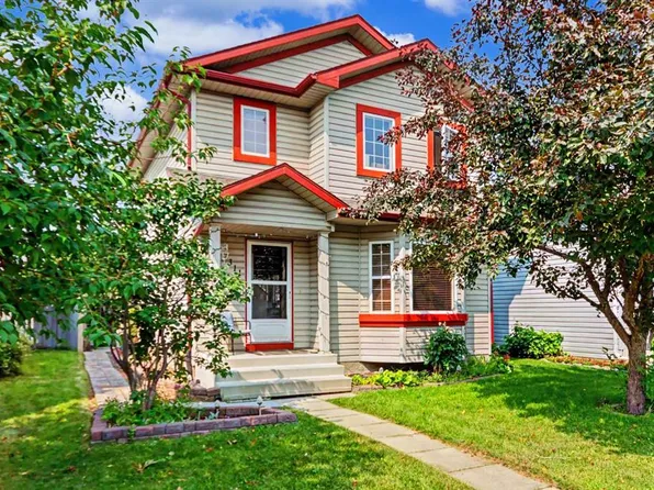 311 E Erin Cir SE, Calgary, AB T2B 3J1