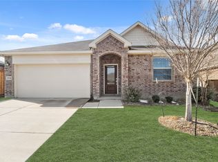 3505 Riverside Dr, Aubrey, TX 76227