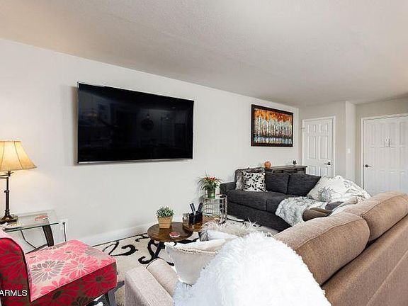 4th image of 8649 E Royal Palm Rd Unit 127
