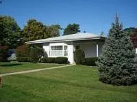 101 W Grant St photo 1