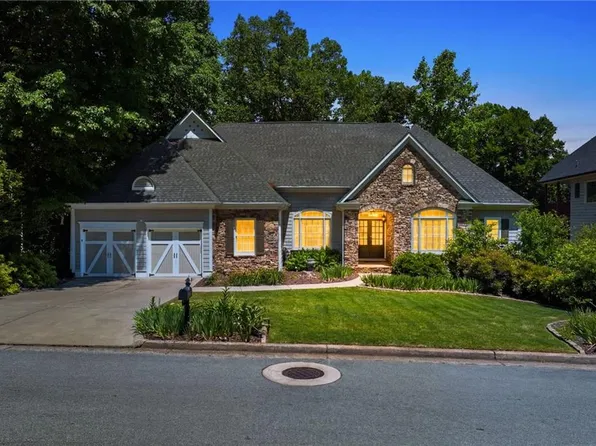 2490 Wild Iris Ln, Dacula, GA 30019