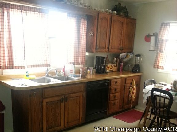 3rd image of 723 W Washington St
