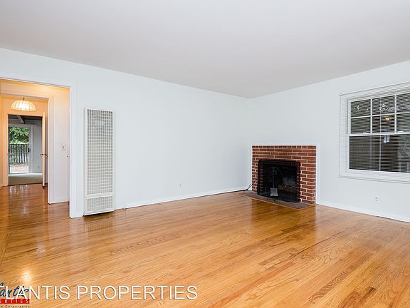 5th image of 863 15th Ave