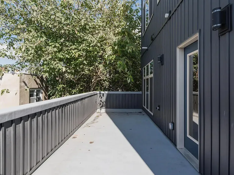1254 Point Breeze Ave #A — Photo 36