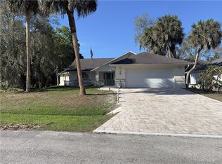 989 Franciscan Ave, Sebastian, FL 32958