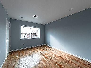 4th image of 2080 Pitman Ave #D