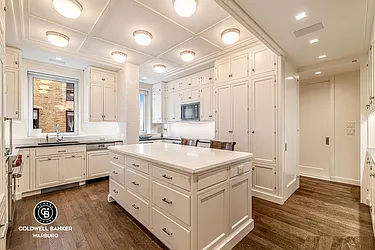 Sold by Coldwell Banker Warburg