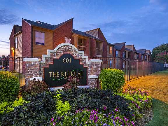 2nd image of 601 Twin Oaks Dr APT 904