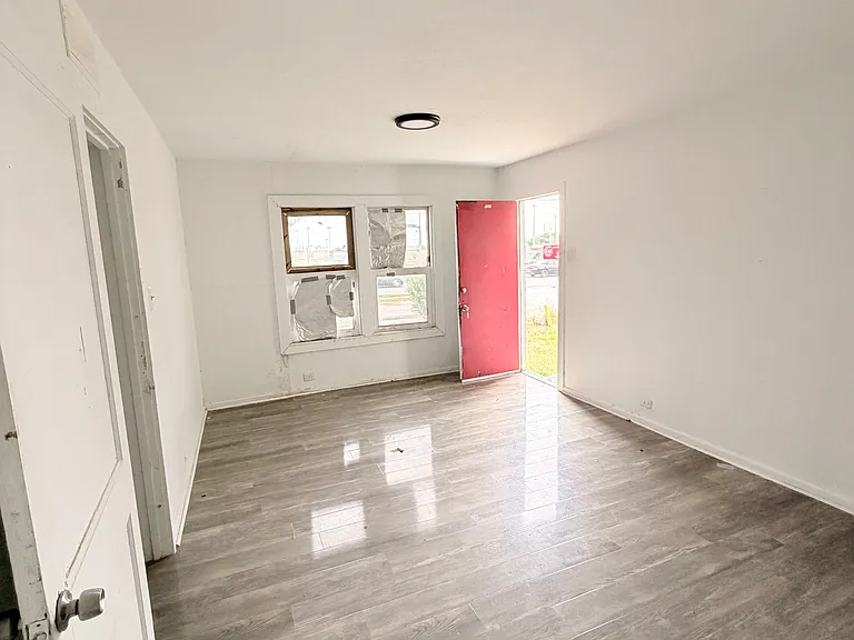 4513 S Staples St #101 — Photo 5