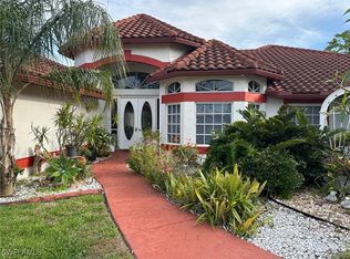 4232 Erindale Dr, North Fort Myers, FL 33903
