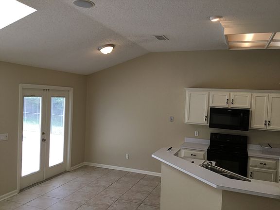 3rd image of 1000 Marbleridge Dr