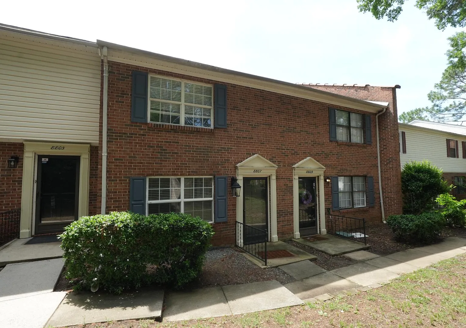 8807 Hunter Ridge Dr - 8807 Hunter Ridge — Photo 2