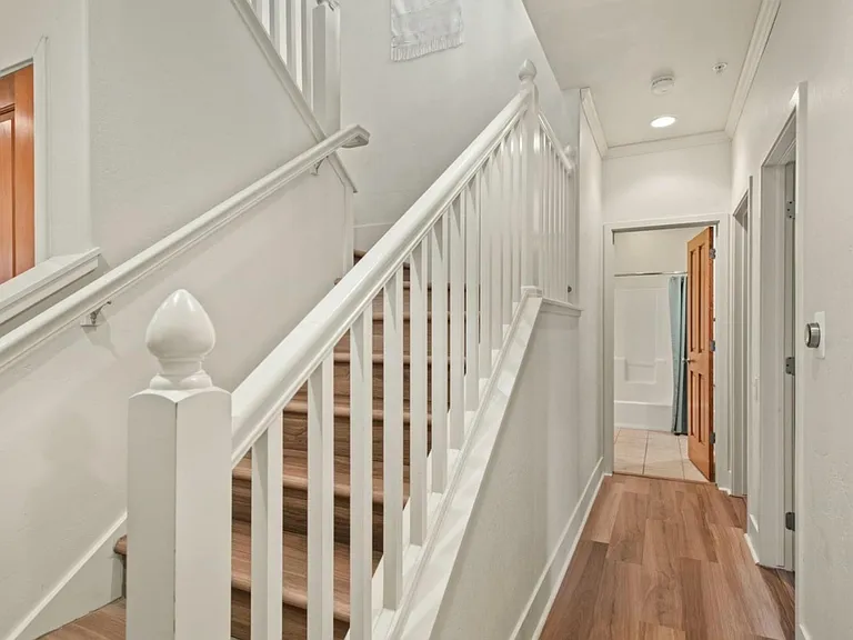 536 Evans Ct — Photo 28