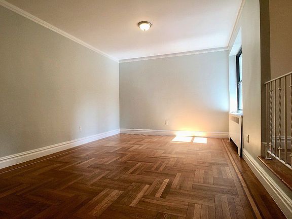 4th image of 567 Fort Washington Ave APT 2E
