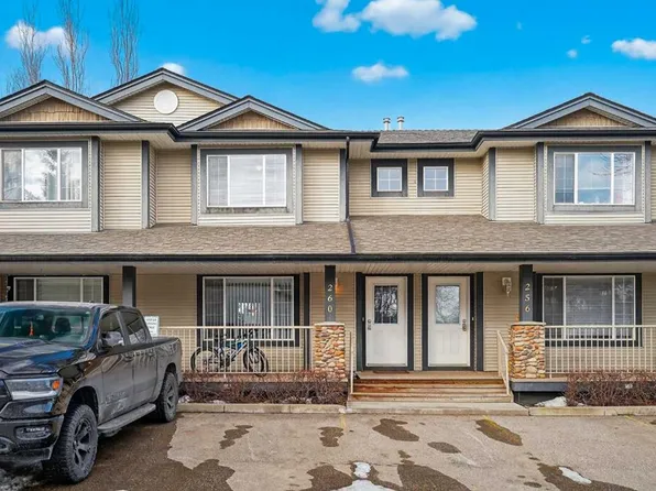 260 S Stonemere Pl, Chestermere, AB T1X 1N2