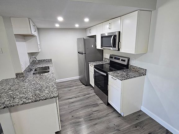 4th image of 2525 54th Ave S APT 4