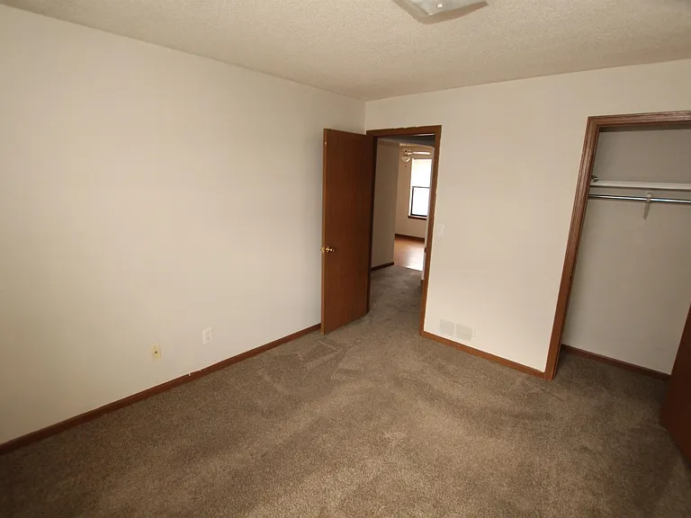 301 Ridge St #D — Photo 6