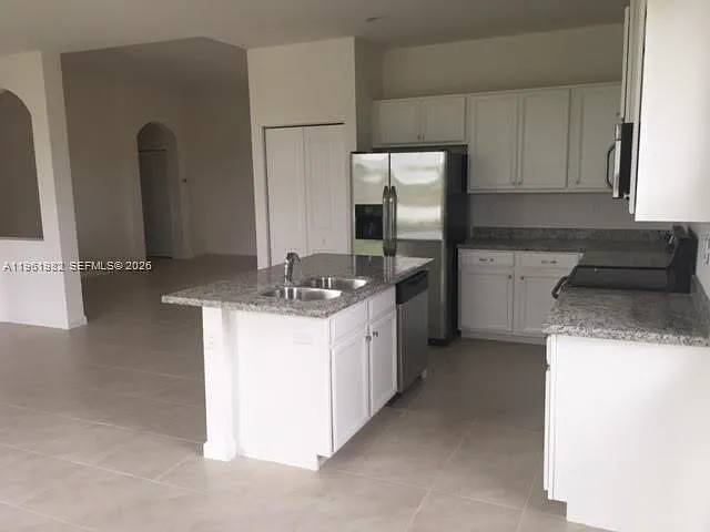 11842 SW 253rd Ter — Photo 4