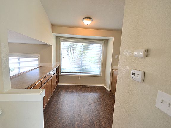 4th image of 3505 Orchard Pl SE