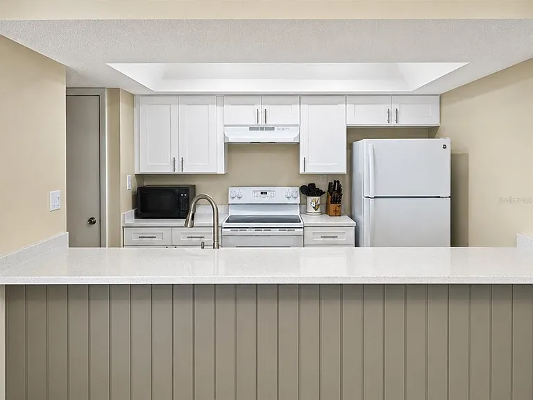 450 S Gulfview Blvd #708 — Photo 10