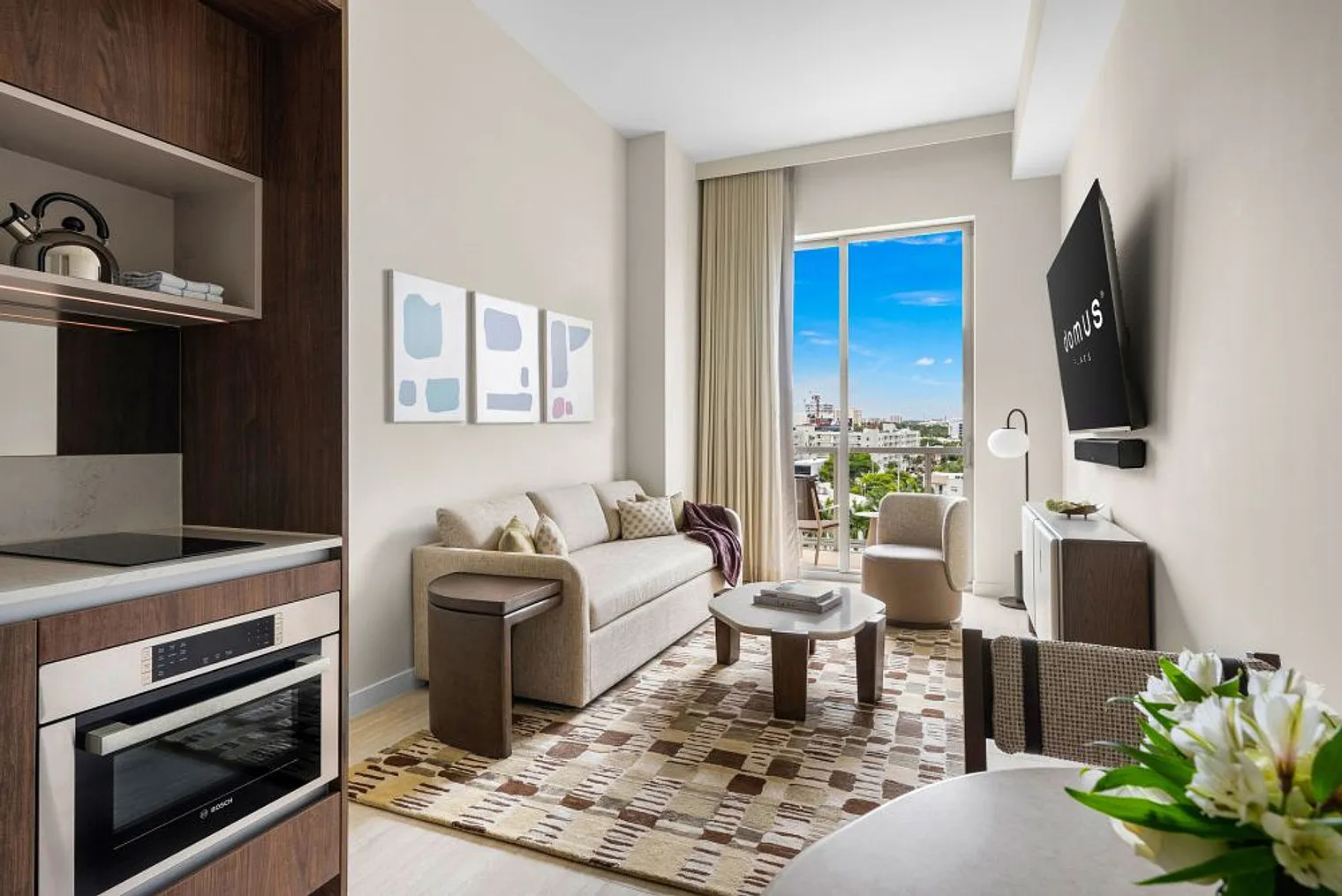 1 bed, 1.0 bath, 592 sqft, $7,524 — Photo 1