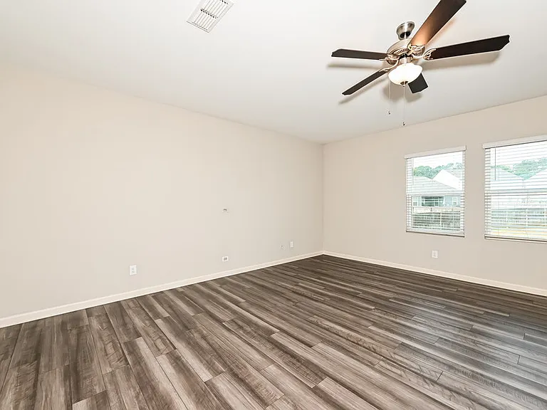 941 Feldman Chase — Photo 14